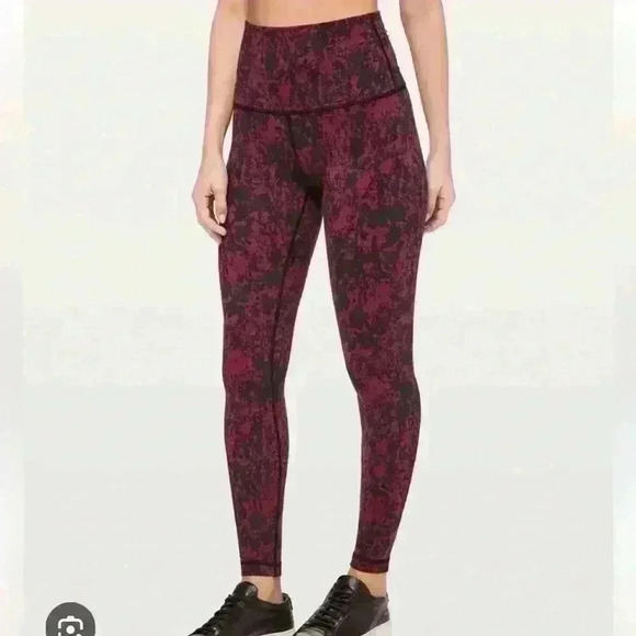 Lululemon Wunder Under Hi-Rise Tight Scatter Blossom Jacquard Garnet Black sz 4 - Picture 9 of 9